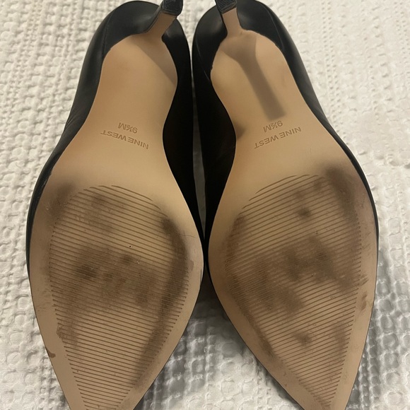 NINE WEST BLISS POINTY TOE PUMPS - Picture 3 of 4